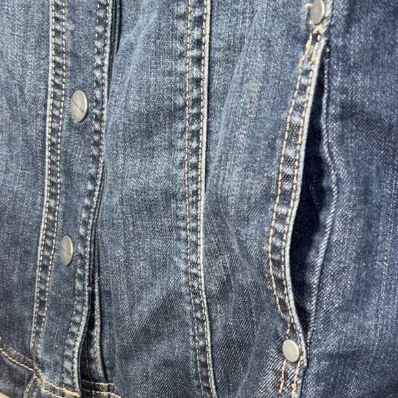 Coldwater Creek Womens‎ Denim Jean Jacket 8 Blue Fade Button Front Stretch Retro - Picture 8 of 9